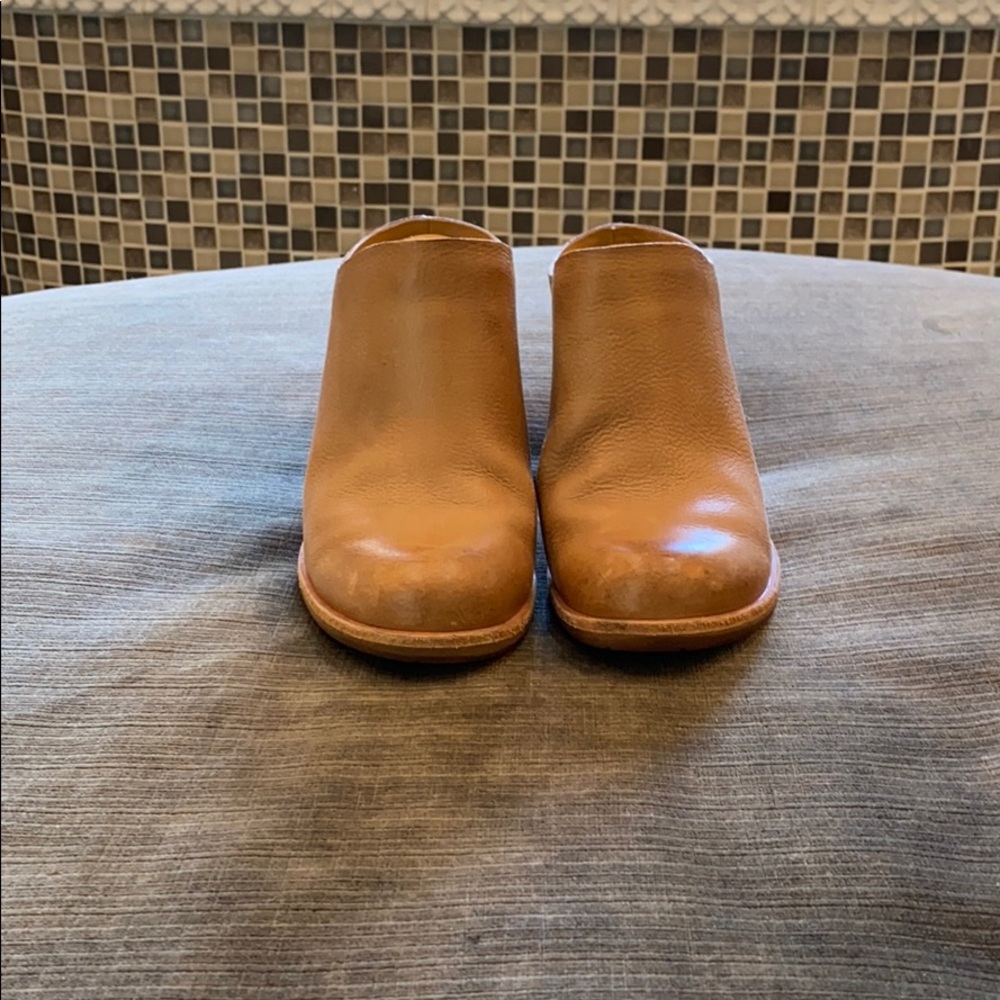Kork-Ease Tan Leather Slip-On Mules